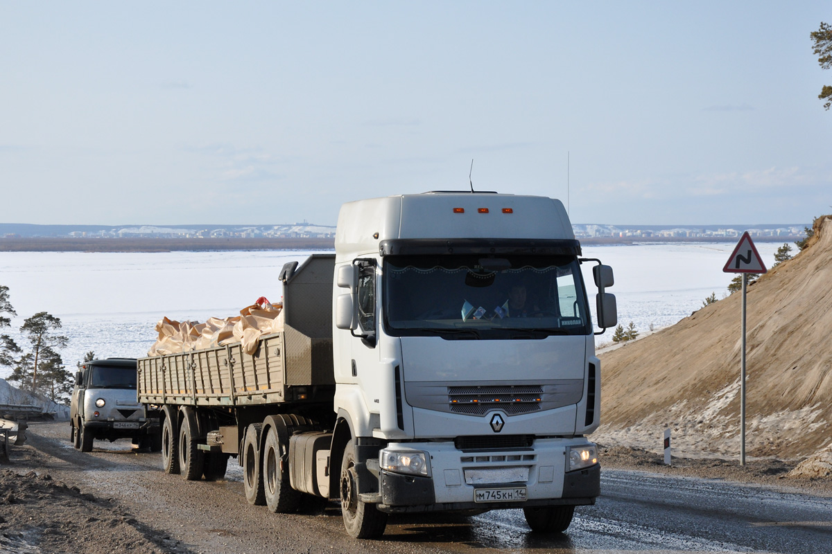 Саха (Якутия), № М 745 КН 14 — Renault Premium Lander [X9P]