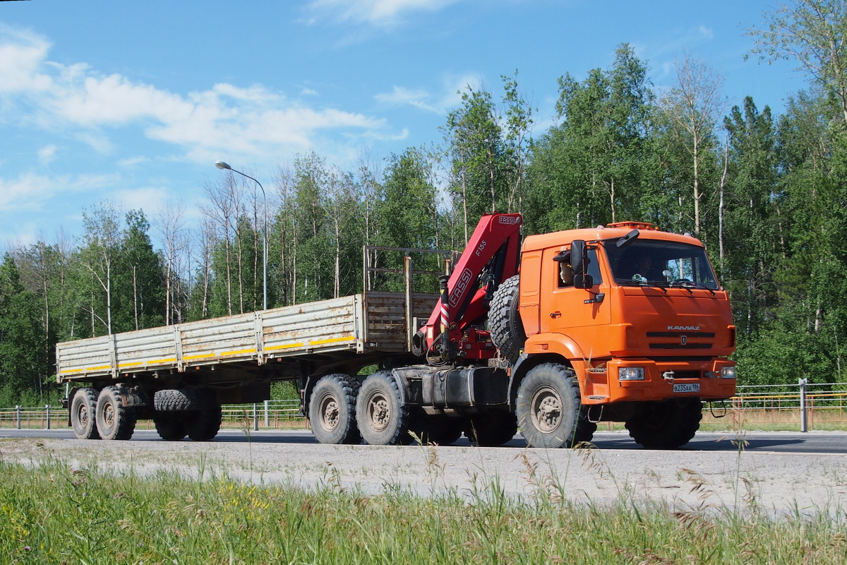 Ханты-Мансийский автоном.округ, № В 235 АА 186 — КамАЗ-44108-24 [441083]