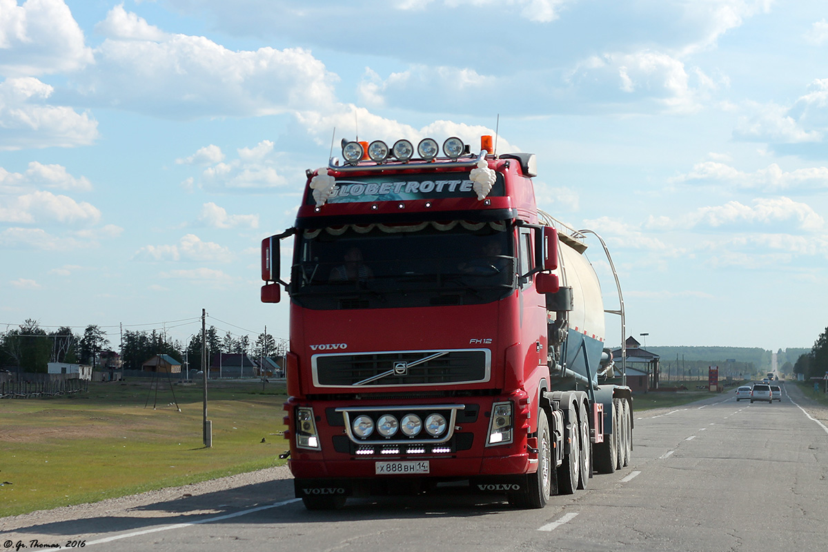 Саха (Якутия), № Х 888 ВН 14 — Volvo ('2002) FH12.500