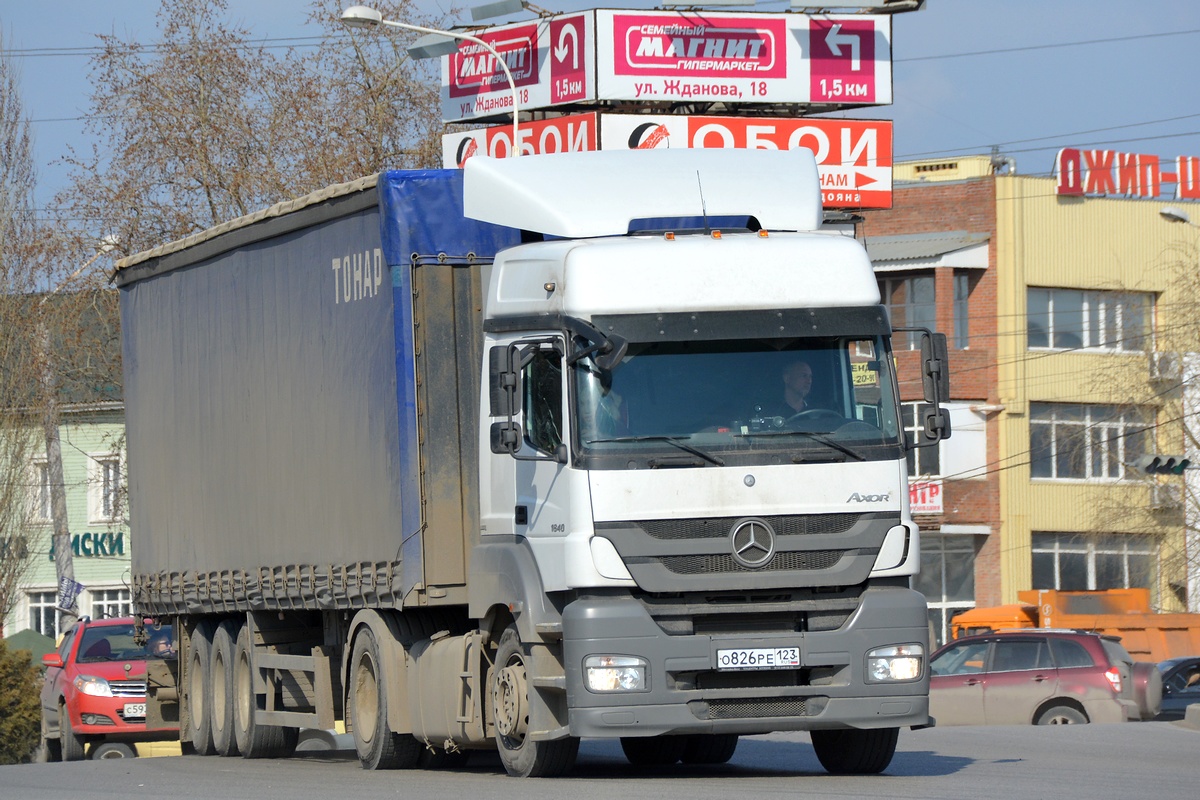 Краснодарский край, № О 826 РЕ 123 — Mercedes-Benz Axor 1840 [Z9M]