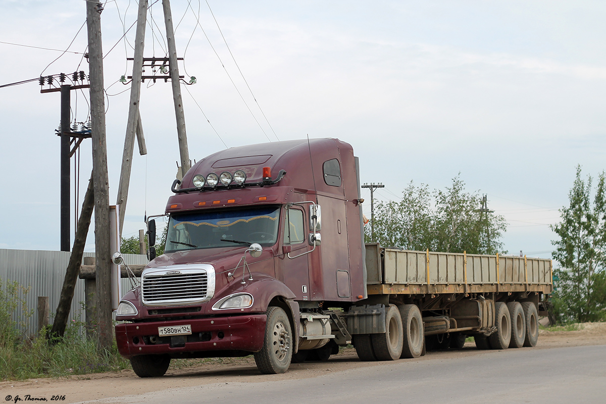 Саха (Якутия), № Т 580 ВН 124 — Freightliner Columbia