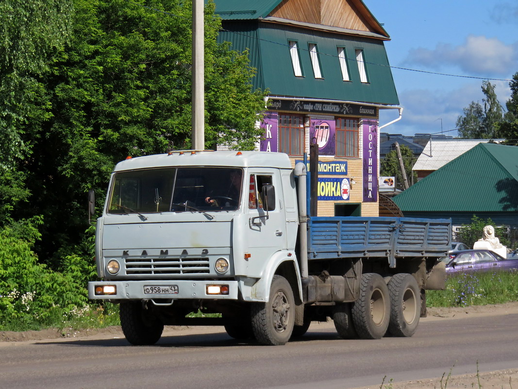 Кировская область, № О 958 НН 43 — КамАЗ-5320