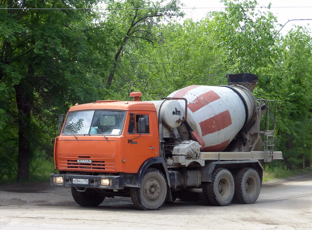 Волгоградская область, № В 284 ОУ 134 — КамАЗ-55111-02 [55111C]