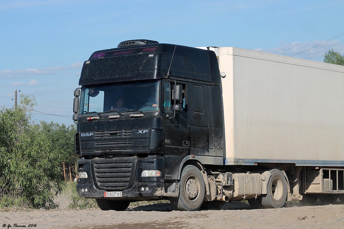 Киргизия, № S 9227 AS — DAF XF95 FT