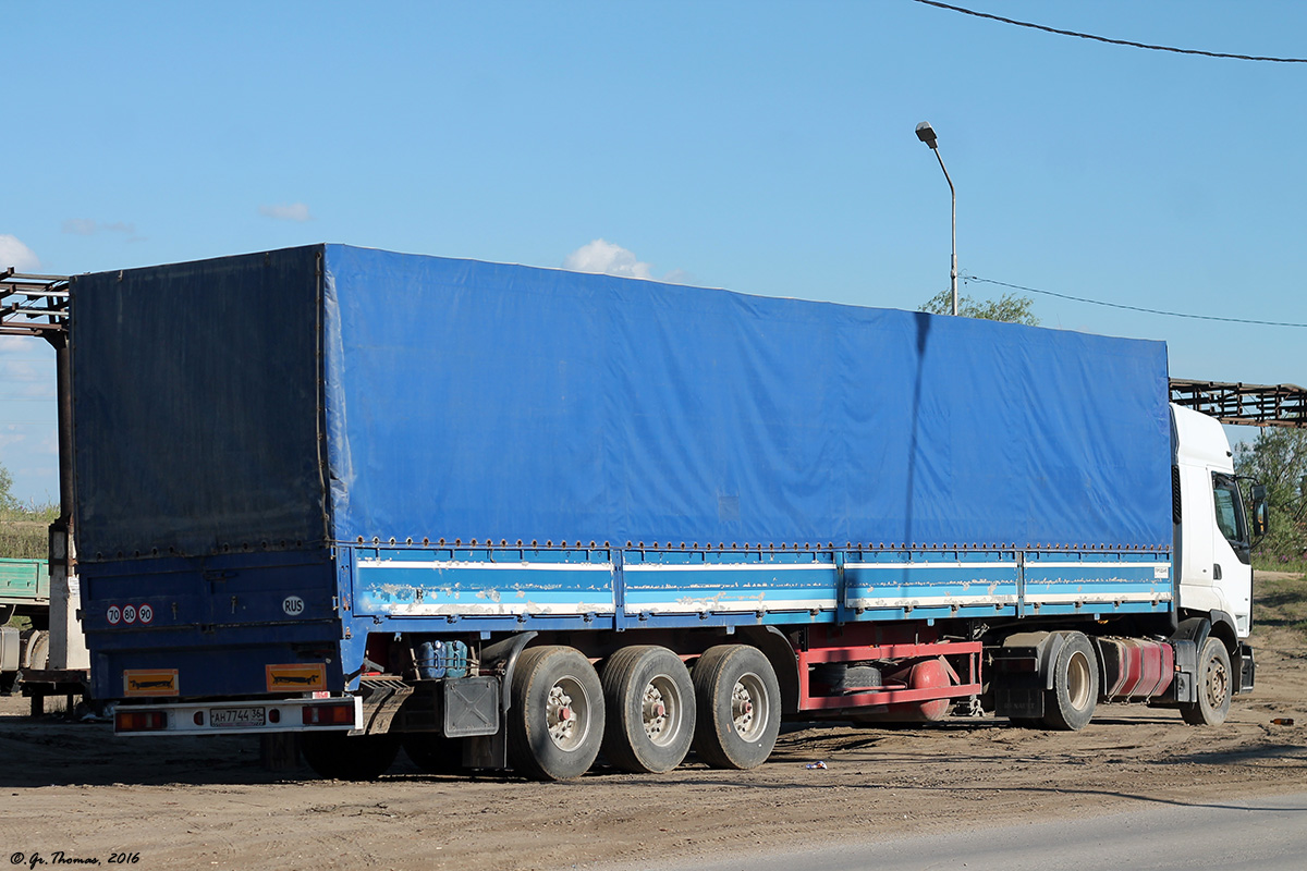 Воронежская область, № Р 320 НО 36 — Renault Premium ('1996)