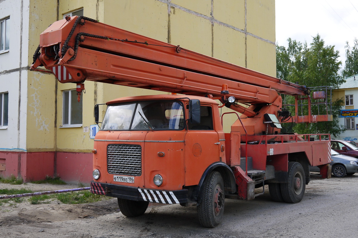 Ханты-Мансийский автоном.округ, № В 119 ВЕ 186 — Škoda 706 MTS 24