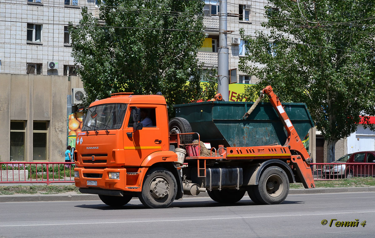 Волгоградская область, № В 532 АН 134 — КамАЗ-43253-R4