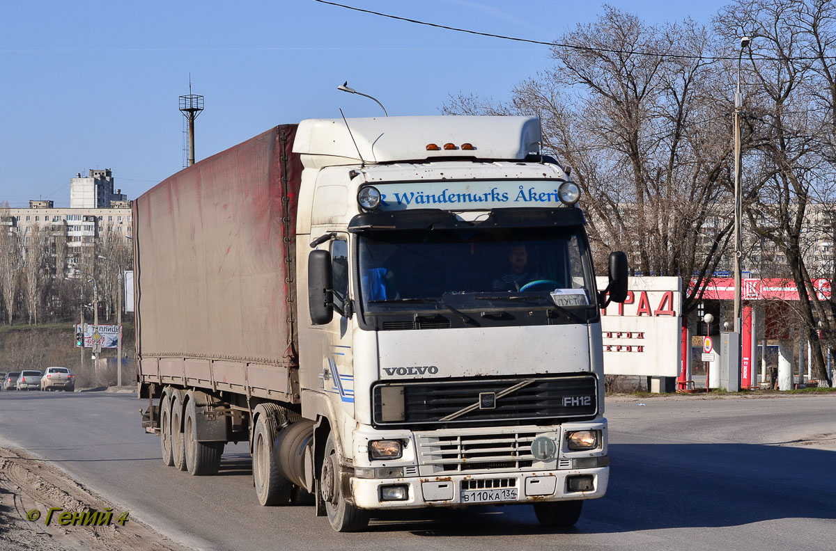 Волгоградская область, № В 110 КА 134 — Volvo ('1993) FH12.380