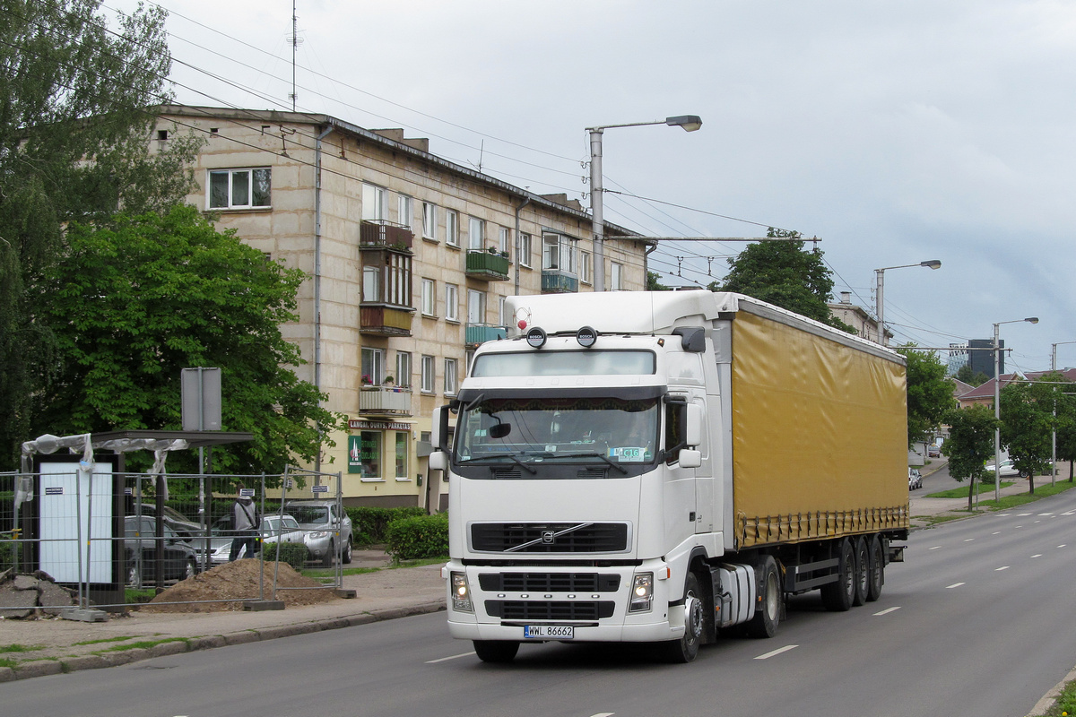 Польша, № WWL 86662 — Volvo ('2002) FH12.440