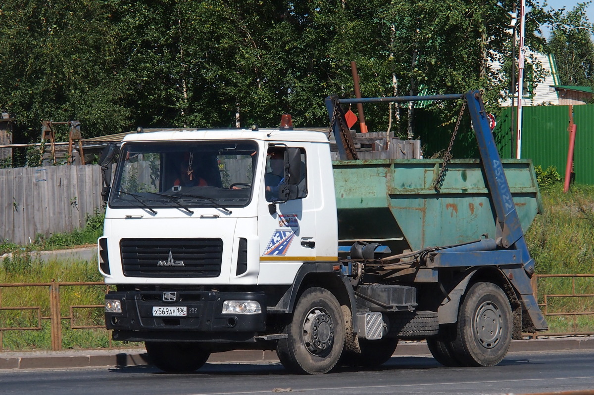 Ханты-Мансийский автоном.округ, № Х 569 АР 186 — МАЗ-5550B2