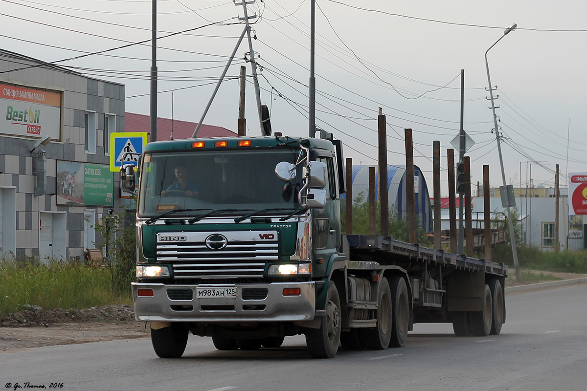 Саха (Якутия), № М 983 АН 125 — Hino SS