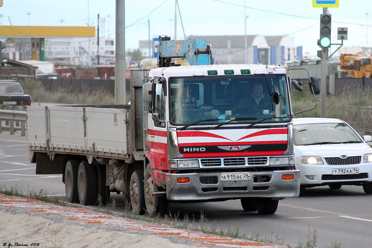 Саха (Якутия), № А 915 ВЕ 28 — Hino FW