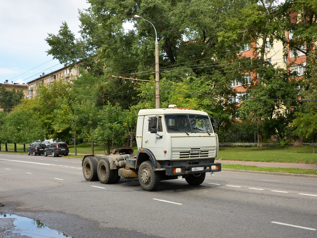 Москва, № Х 586 ОТ 177 — КамАЗ-54115 (общая модель)