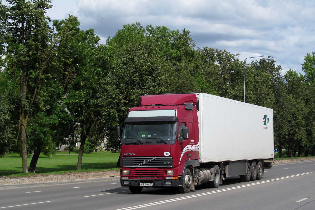 Калининградская область, № М 315 ХЕ 39 — Volvo ('1993) FH12.420