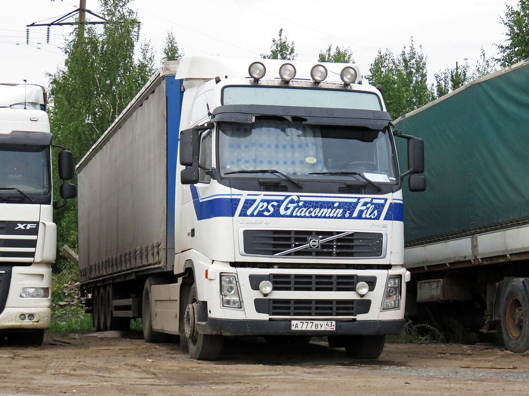 Кировская область, № А 777 ВУ 43 — Volvo ('2002) FH12.420