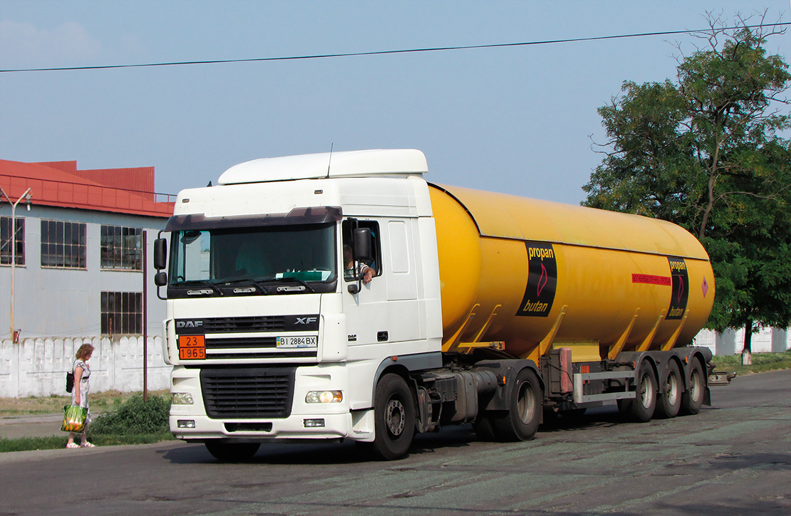 Полтавская область, № ВІ 2884 ВХ — DAF XF95 FT