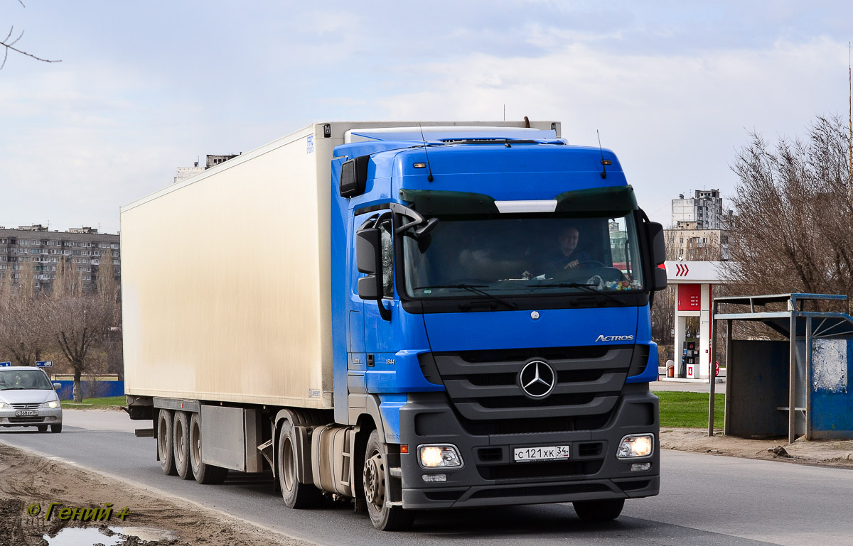 Волгоградская область, № С 121 ХК 34 — Mercedes-Benz Actros ('2003) 1844