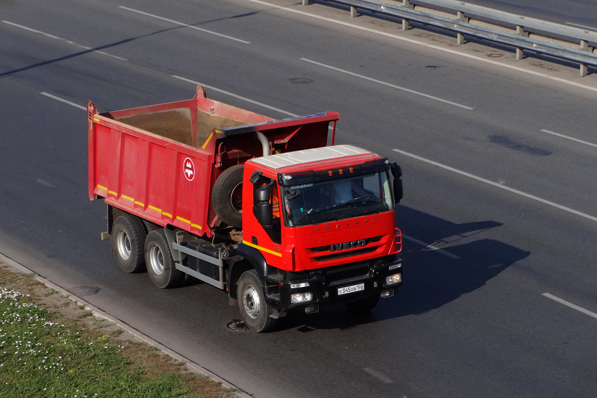 Башкортостан, № С 345 ОВ 102 — IVECO Trakker ('2007)