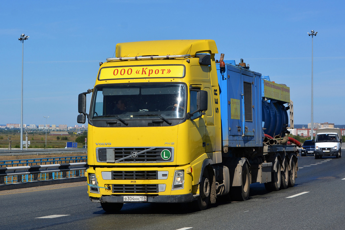 Пермский край, № В 304 НН 159 — Volvo ('2002) FH12.460