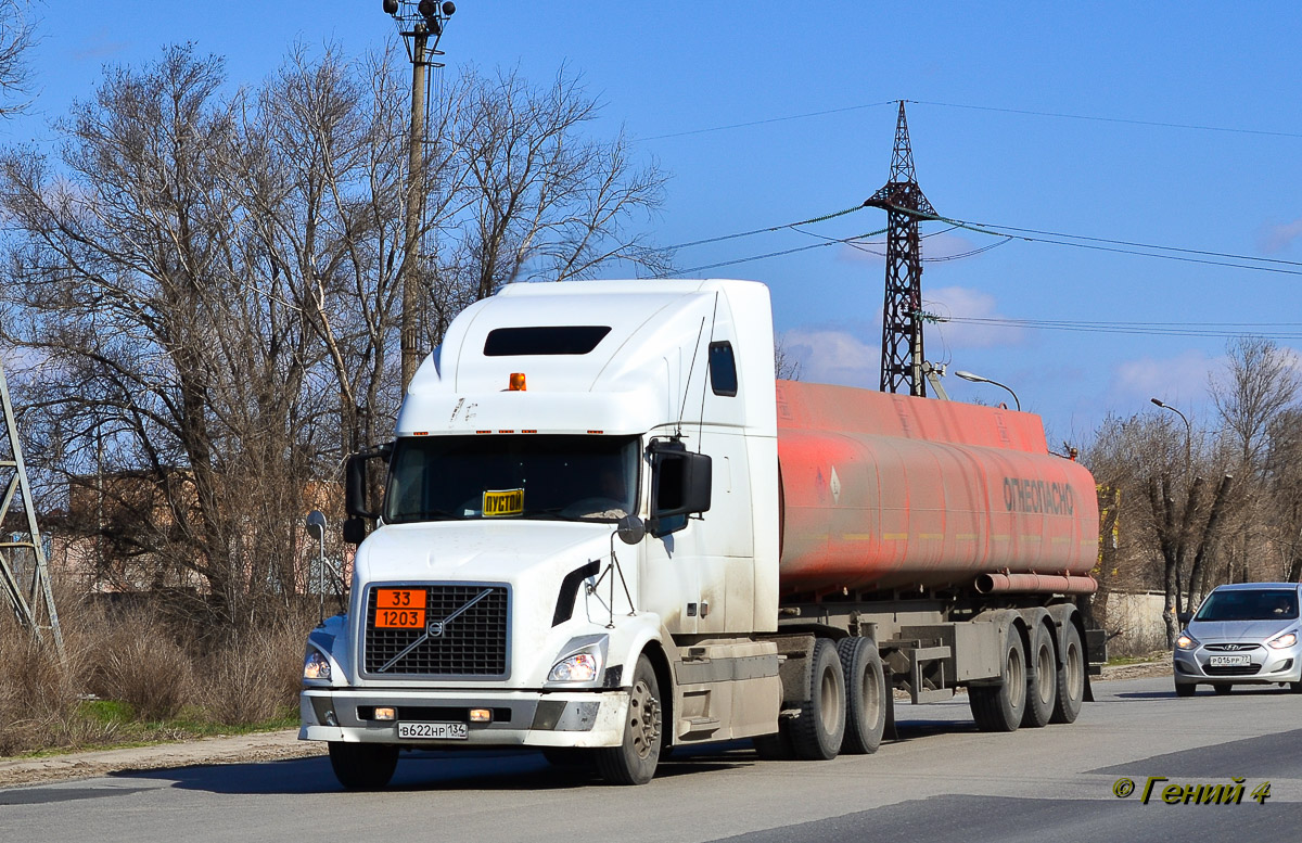 Волгоградская область, № В 622 НР 134 — Volvo VNL670