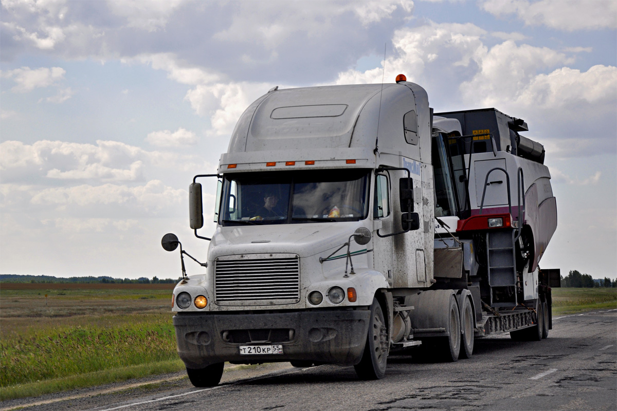 Омская область, № Т 210 КР 55 — Freightliner Century Class