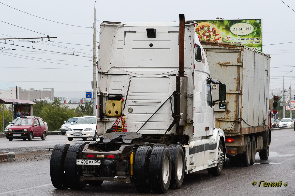 Дагестан, № М 400 РВ 05 — Volvo VNL670; Дагестан, № В 253 ТЕ 05 — КамАЗ-53212