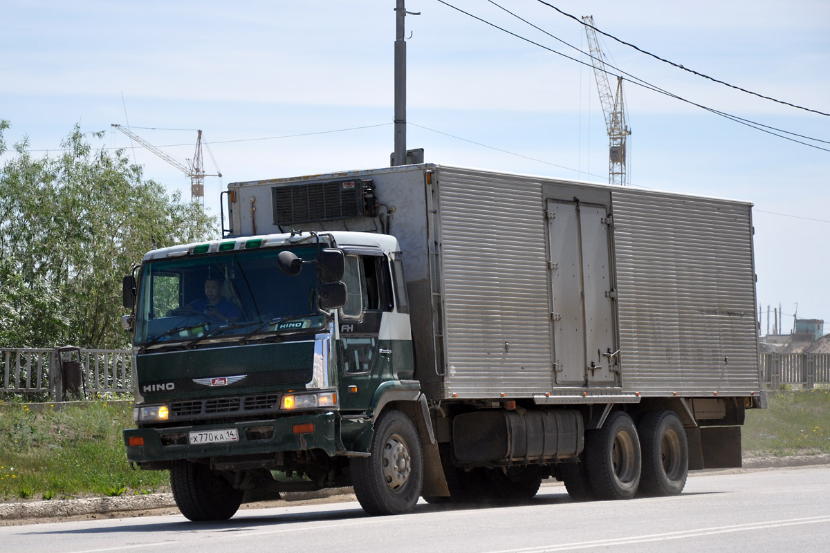 Саха (Якутия), № Х 770 КА 14 — Hino Profia