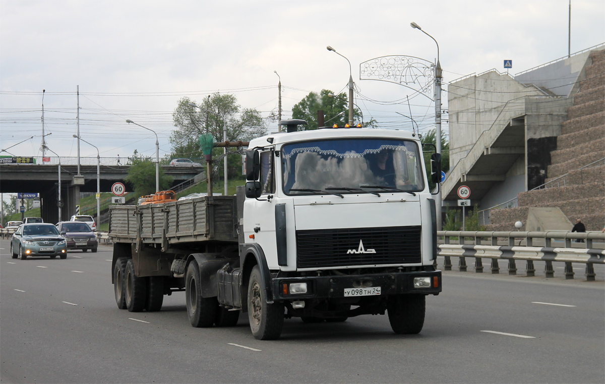 Красноярский край, № У 098 ТН 24 — МАЗ-5432 (общая модель)