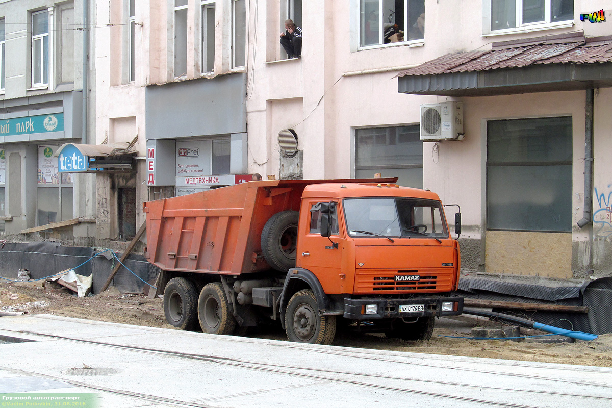 Харьковская область, № АХ 0176 ВВ — КамАЗ-65115-13 [65115N]