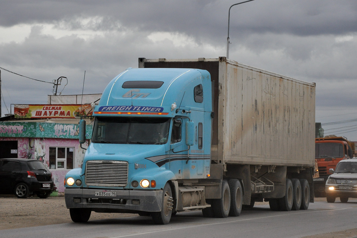 Саха (Якутия), № Х 035 ЕЕ 14 — Freightliner Century Class