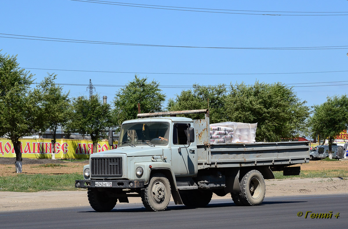 Волгоградская область, № А 242 НЕ 134 — ГАЗ-3307