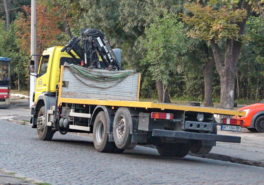 Одесская область, № АТ 4564 ВХ — Mercedes-Benz Atego (общ.м)