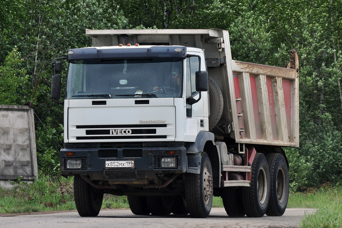 Москва, № Х 852 МХ 199 — IVECO EuroTrakker