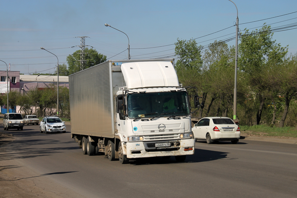 Иркутская область, № Х 668 РН 38 — Hino Profia