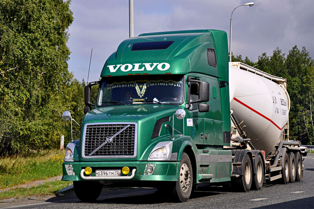 Тюменская область, № О 396 ТМ 72 — Volvo VNL670