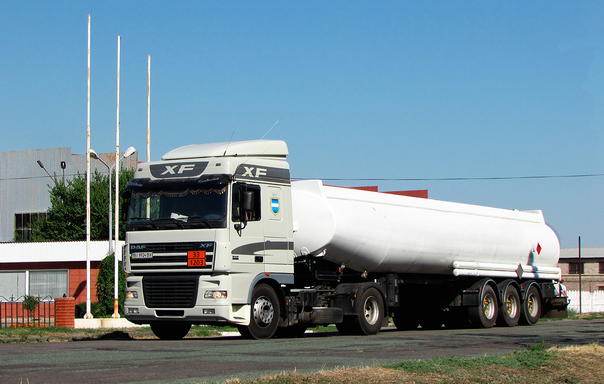 Полтавская область, № ВІ 9924 ВХ — DAF XF95 FT