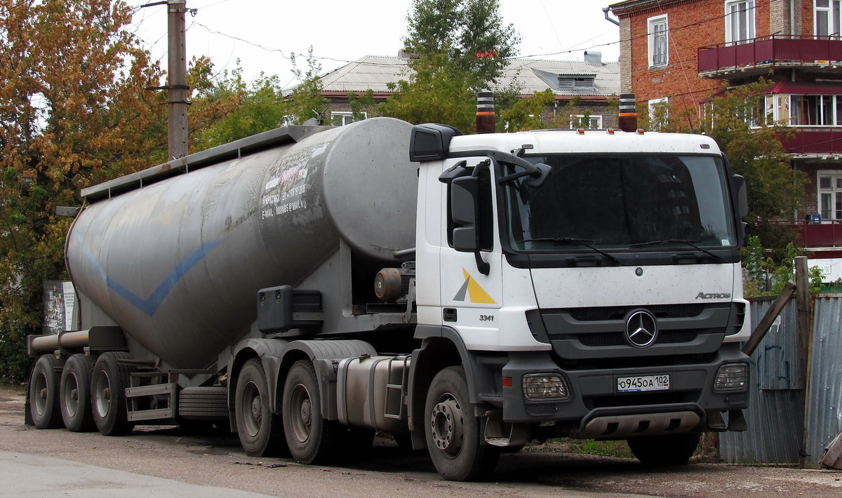 Башкортостан, № О 945 ОА 102 — Mercedes-Benz Actros '09 3341 [Z9M]