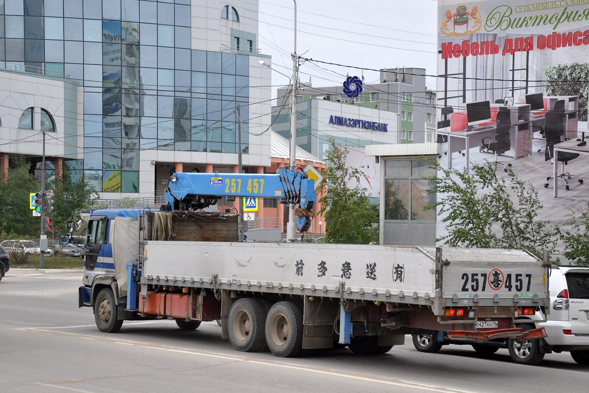 Саха (Якутия), № О 427 КН 14 — Hino Profia