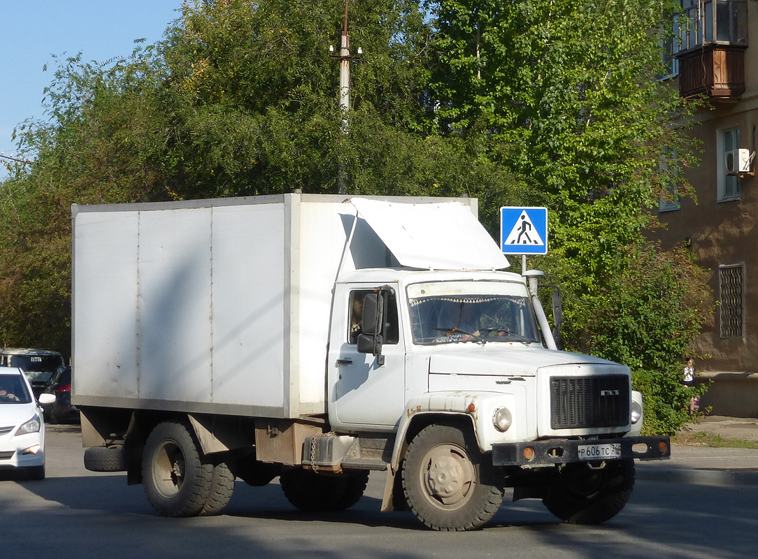 Волгоградская область, № Р 606 ТС 34 — ГАЗ-3309