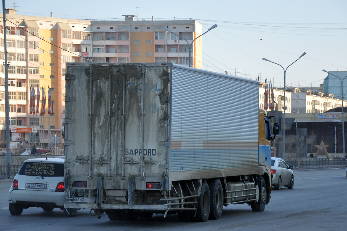 Хабаровский край, № Н 843 КТ 27 — Volvo ('2002) FH-Series