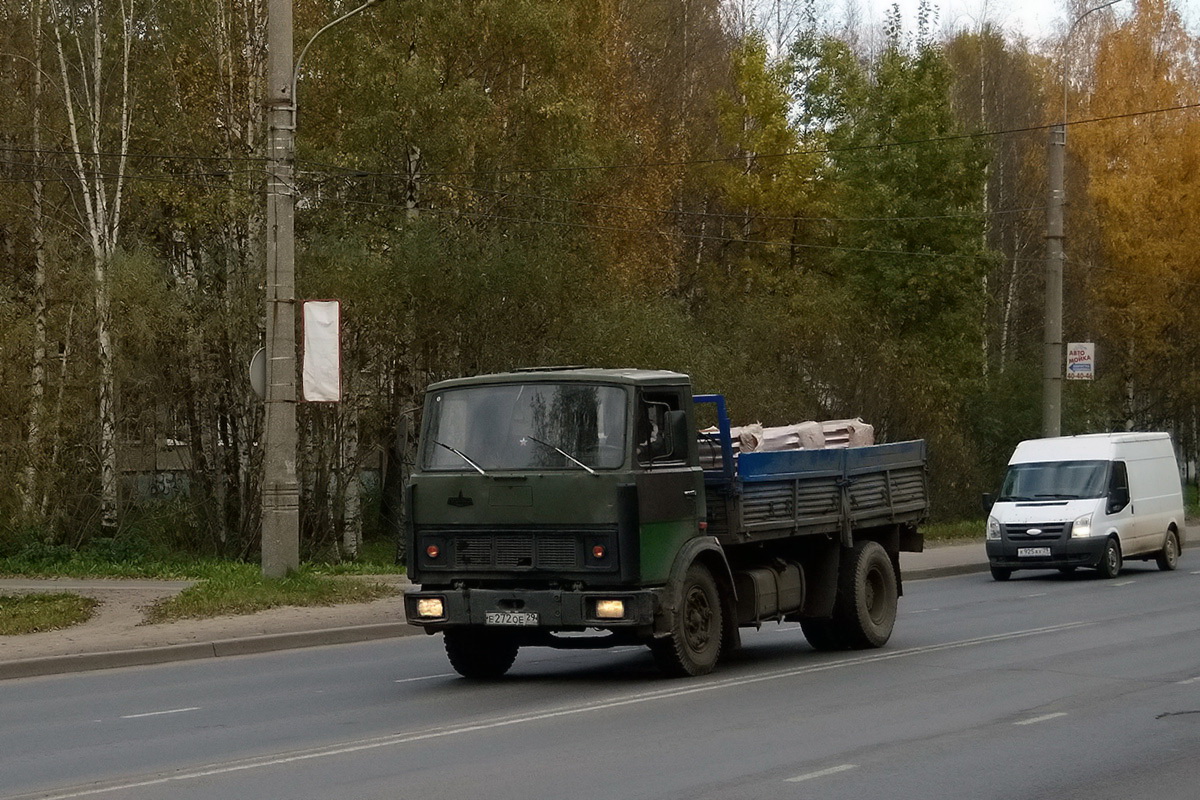 Архангельская область, № Е 272 ОЕ 29 — МАЗ-5337 [533700]