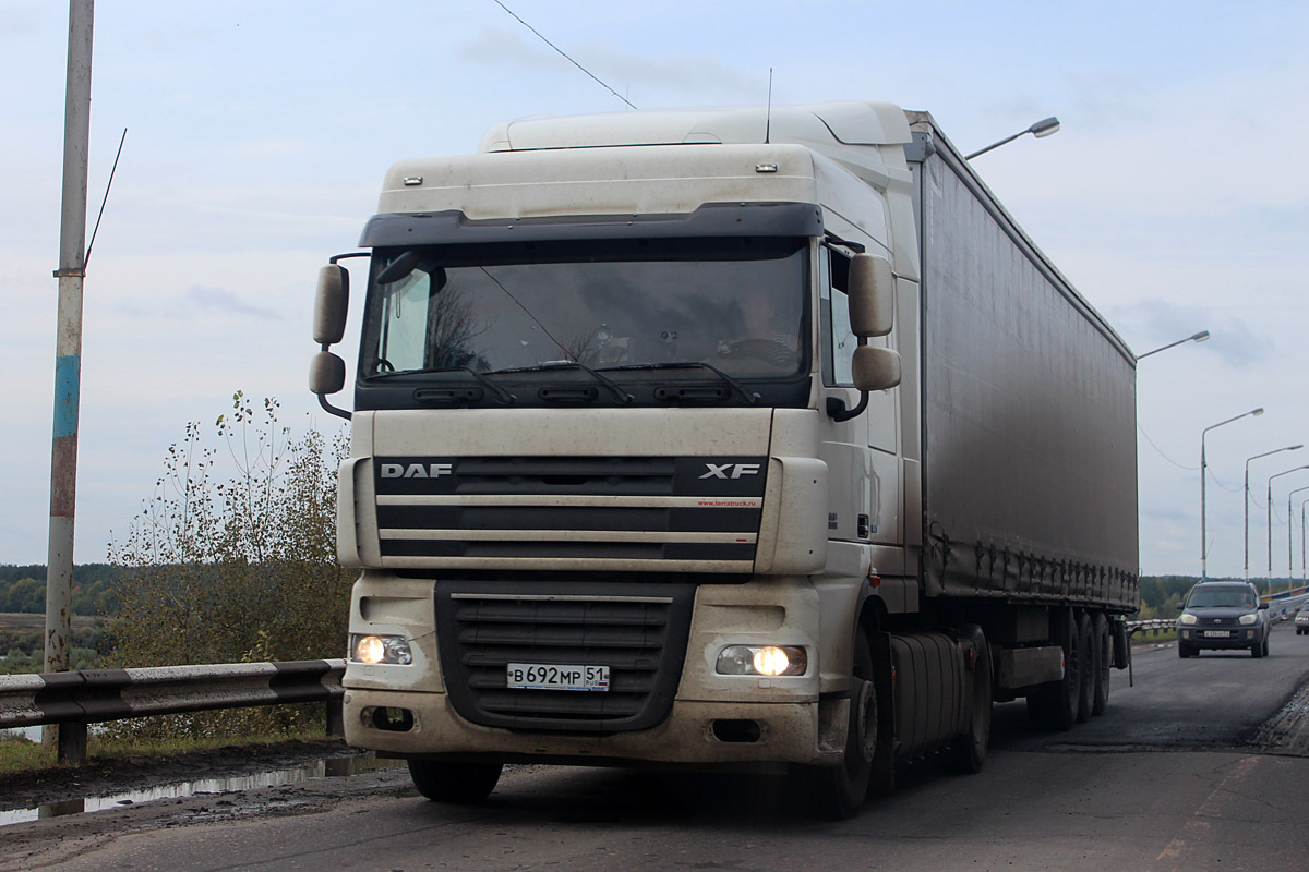 Мурманская область, № В 692 МР 51 — DAF XF105 FT