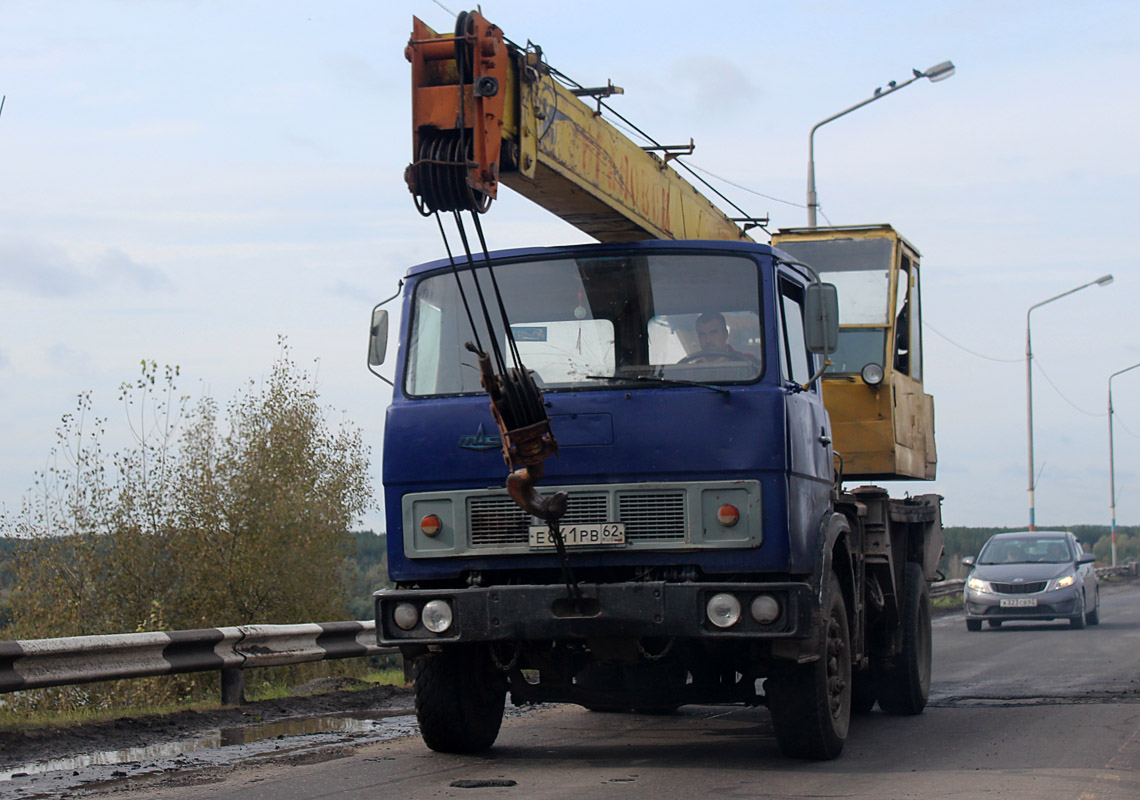 Рязанская область, № Е 841 РВ 62 — МАЗ-5337 (общая модель)