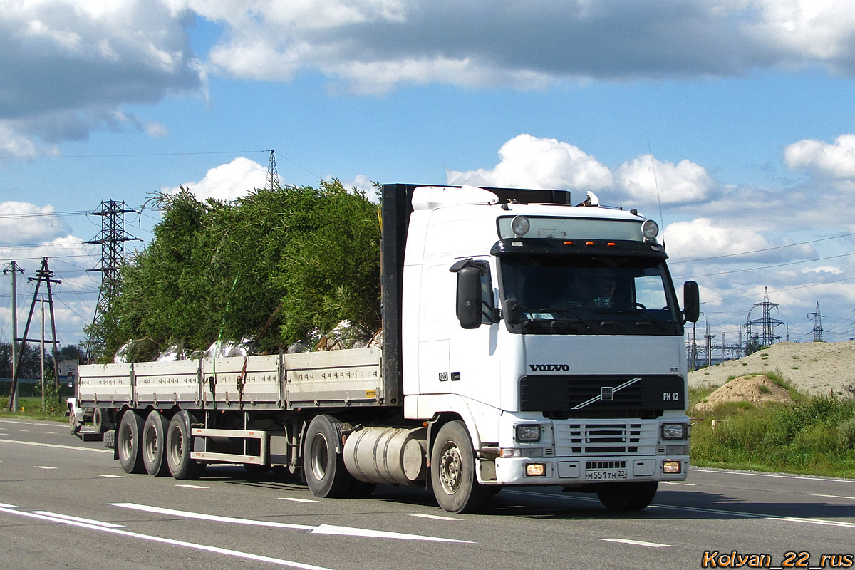 Алтайский край, № М 551 ТН 22 — Volvo ('1993) FH12.420