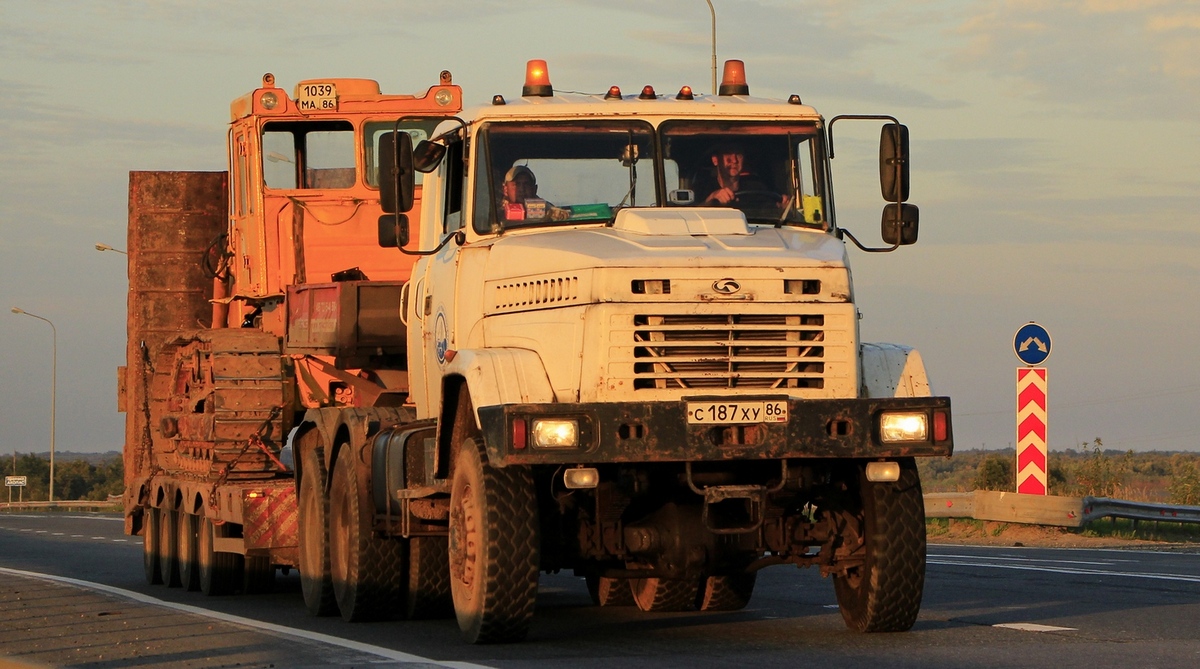 Ханты-Мансийский автоном.округ, № С 187 ХУ 86 — КрАЗ-6443