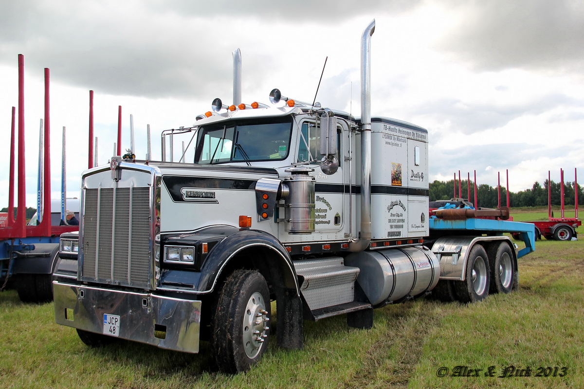 Финляндия, № JCP-48 — Kenworth W900