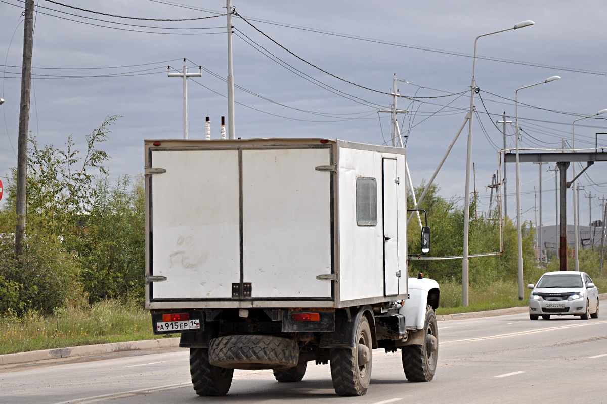 Саха (Якутия), № А 915 ЕР 14 — ГАЗ-33081 «Садко»