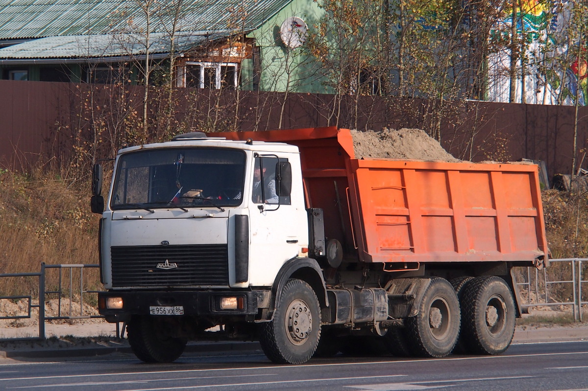 Ханты-Мансийский автоном.округ, № Е 956 ХХ 86 — МАЗ-551605