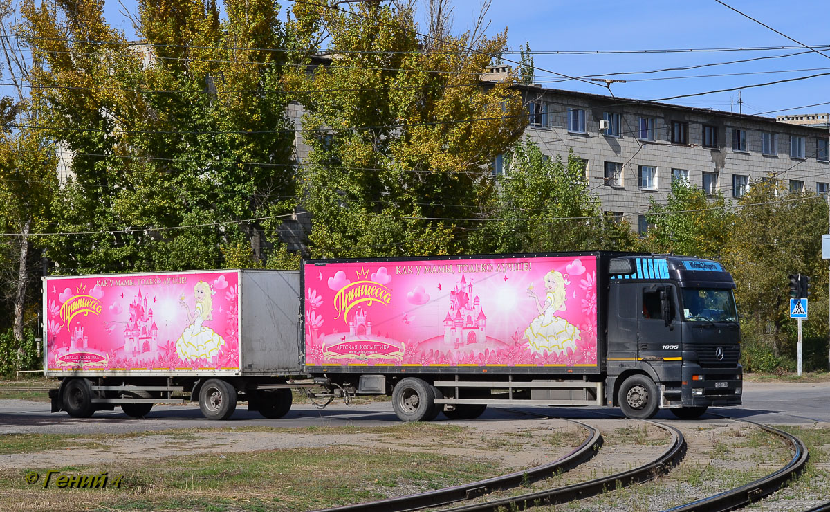 Ростовская область, № Т 048 УЕ 161 — Mercedes-Benz Actros ('1997) 1835