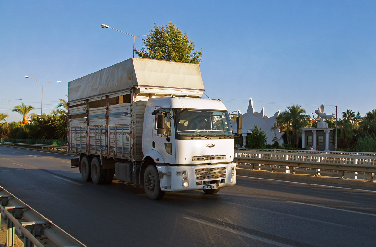 Турция, № 07 NNU 38 — Ford Cargo ('2003) 2526